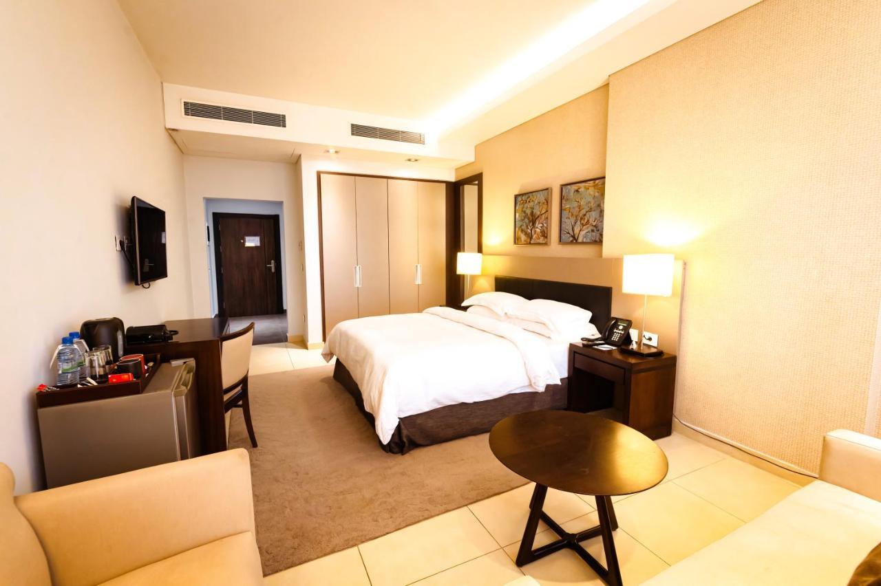 Hotel Kin Plaza Arjaan By Rotana à Kinshasa Extérieur photo