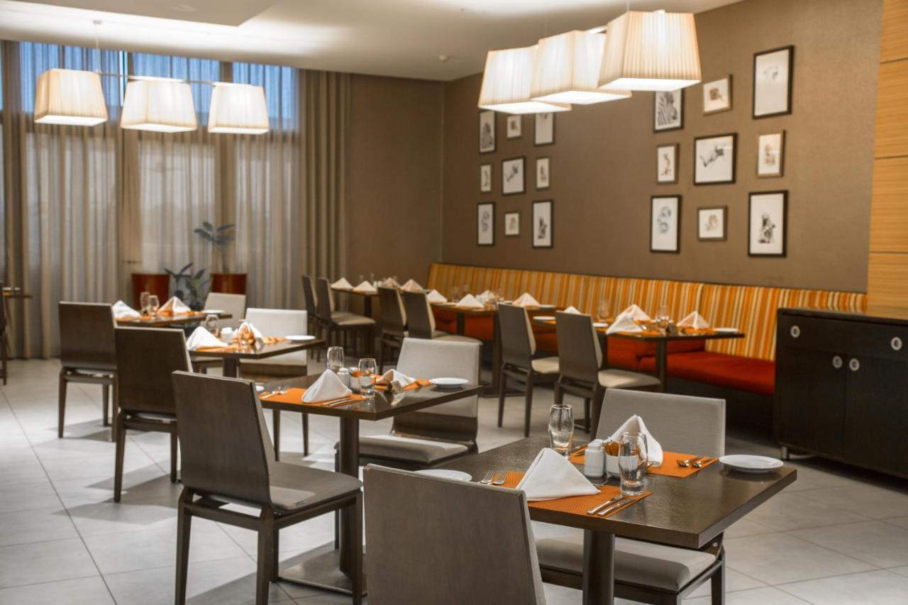 Hotel Kin Plaza Arjaan By Rotana à Kinshasa Extérieur photo